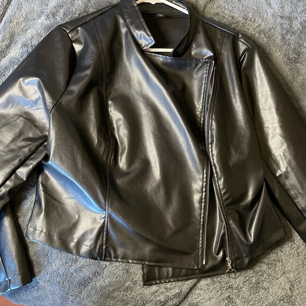 Leather jacket